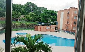 Apartamento Amoblado en Ibague